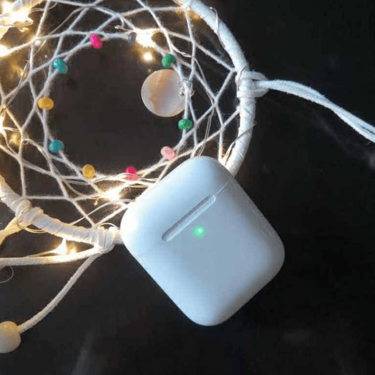 i80 TWS Bluetooth Earbuds with Wireless Charging.